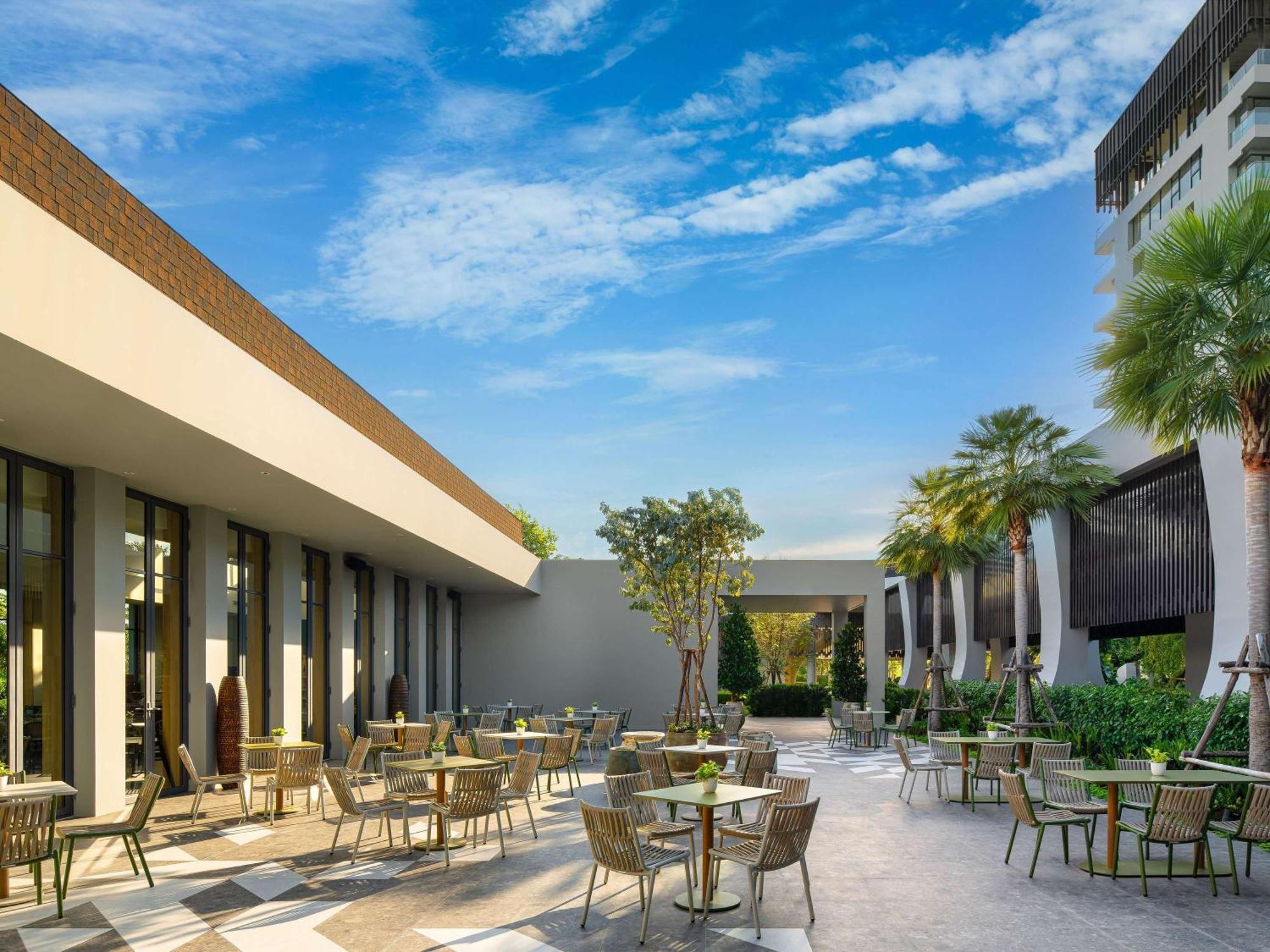Mercure Rayong Lomtalay Villas & Resort Mae Phim Exterior photo
